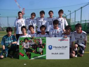 成立学園高校フットサル同好会B チーム写真